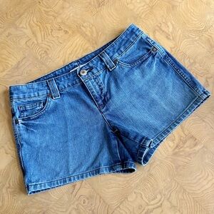 Tommy Hilfiger Jean Shorts Size 6
